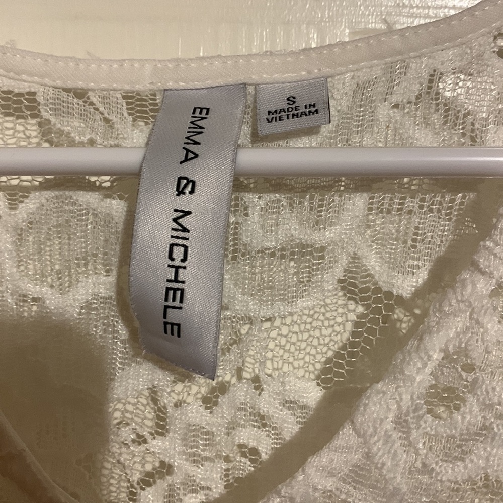 Emma and Michele lace dress size small - Picture 2 of 3